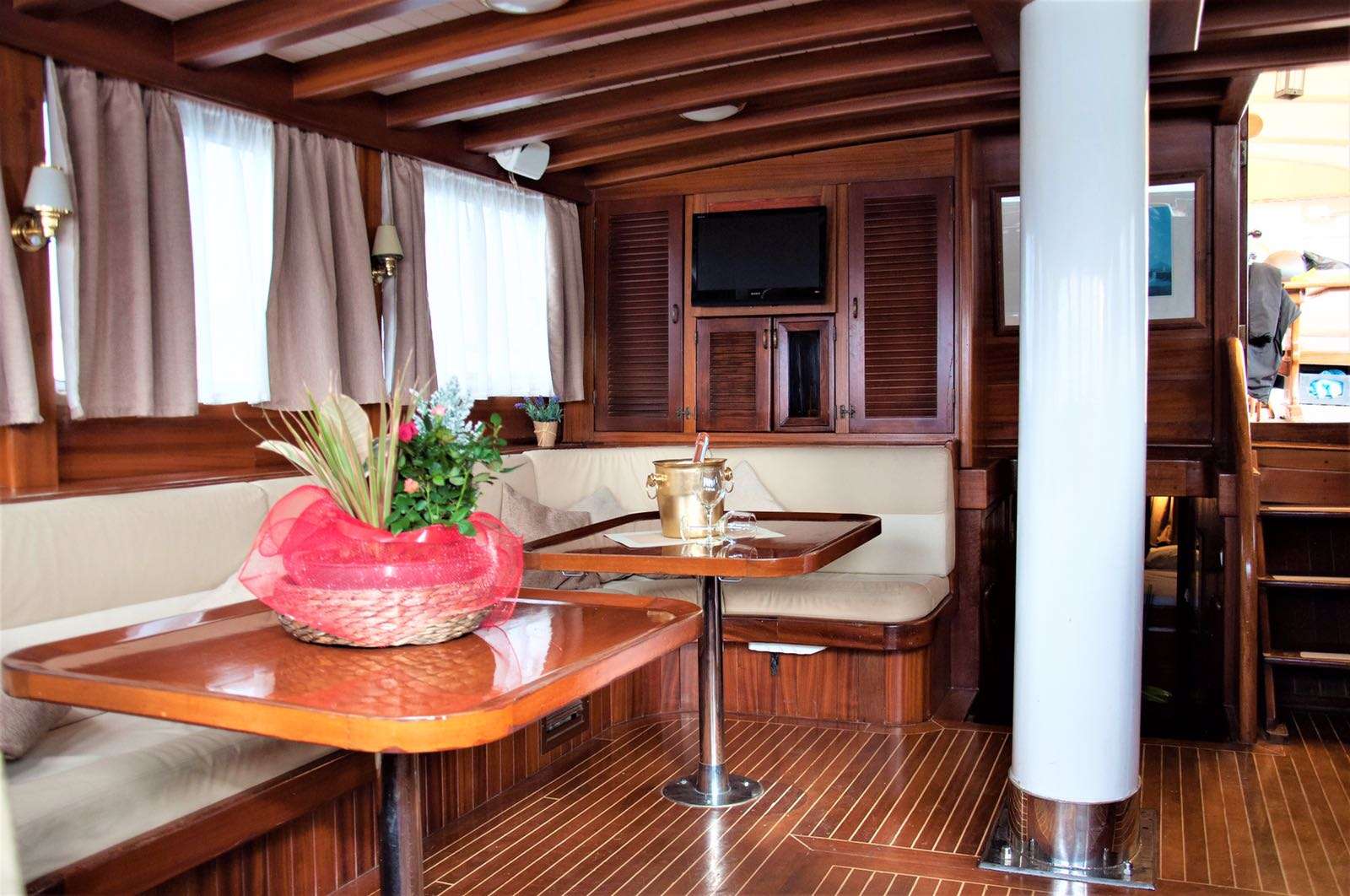 Yacht Photo