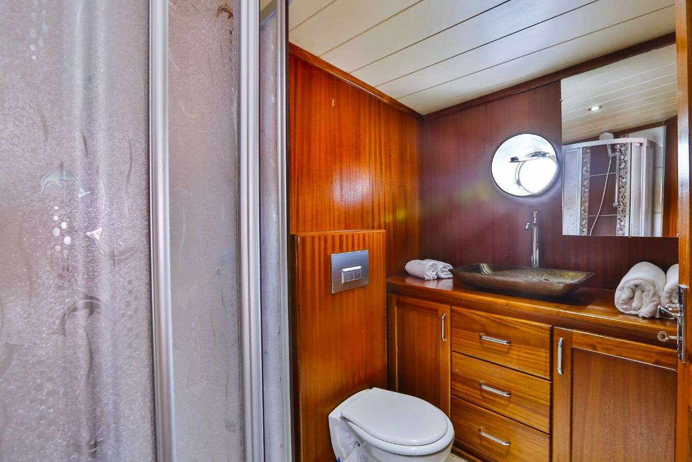 Yacht Photo