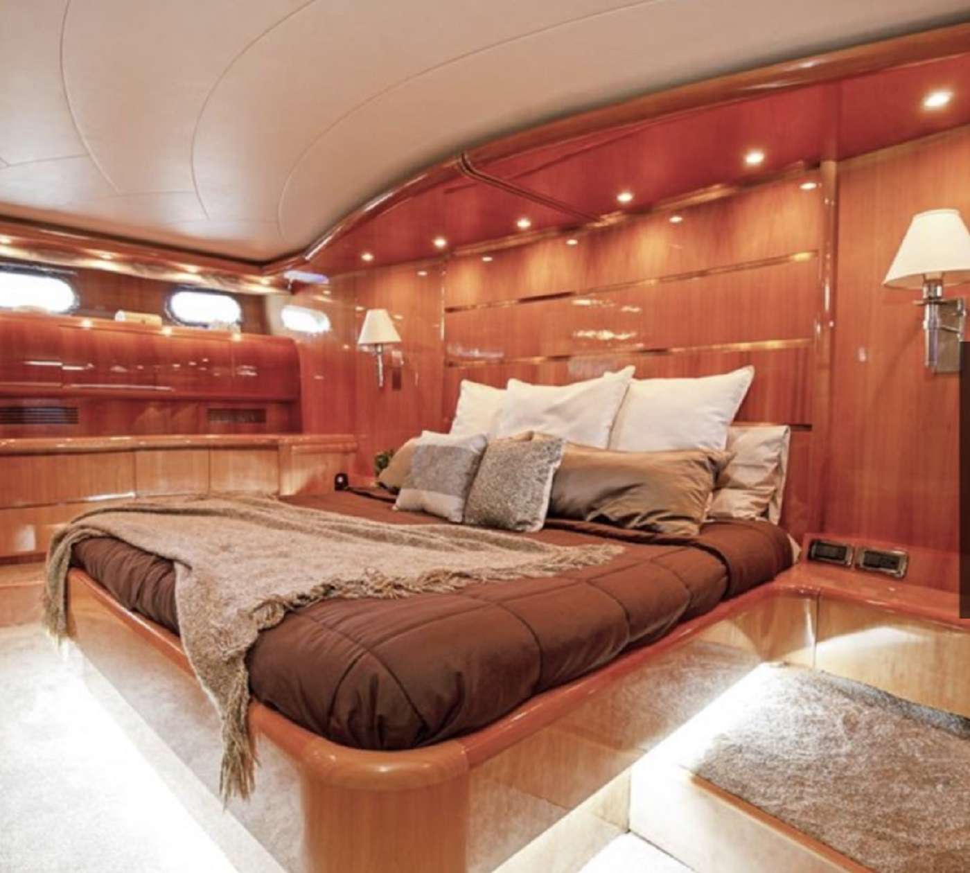 Yacht Photo