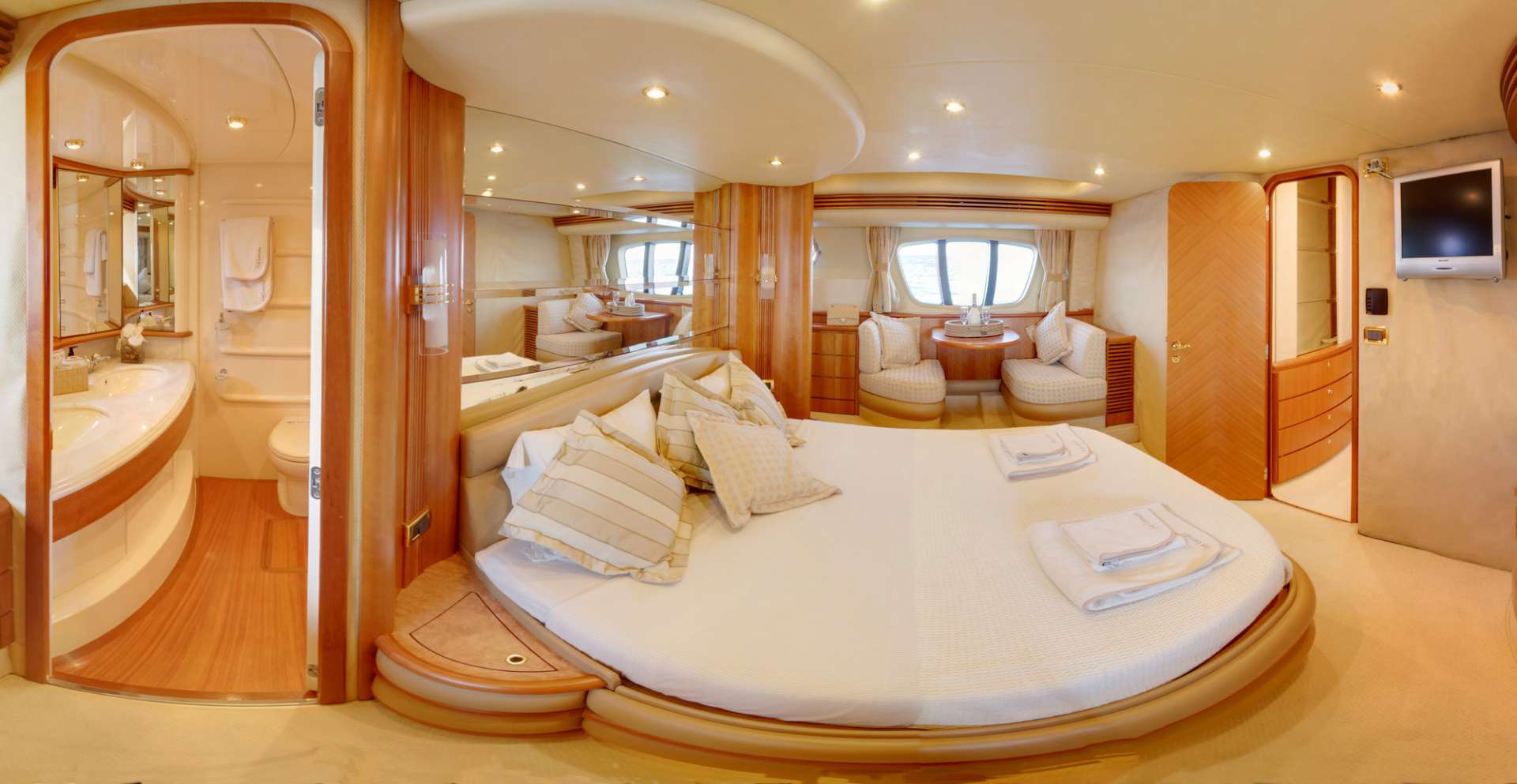 Yacht Photo