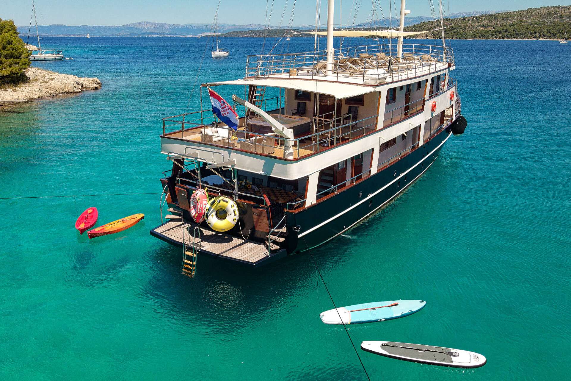 Yacht Photo