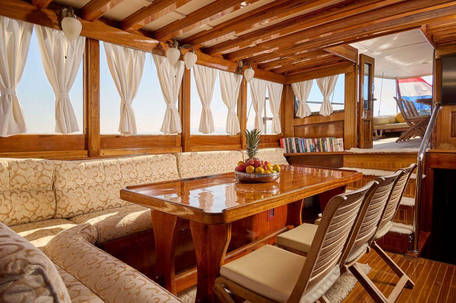 Yacht Photo