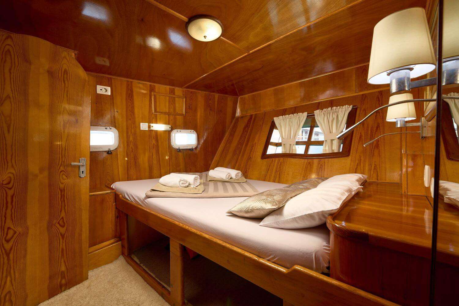Yacht Photo