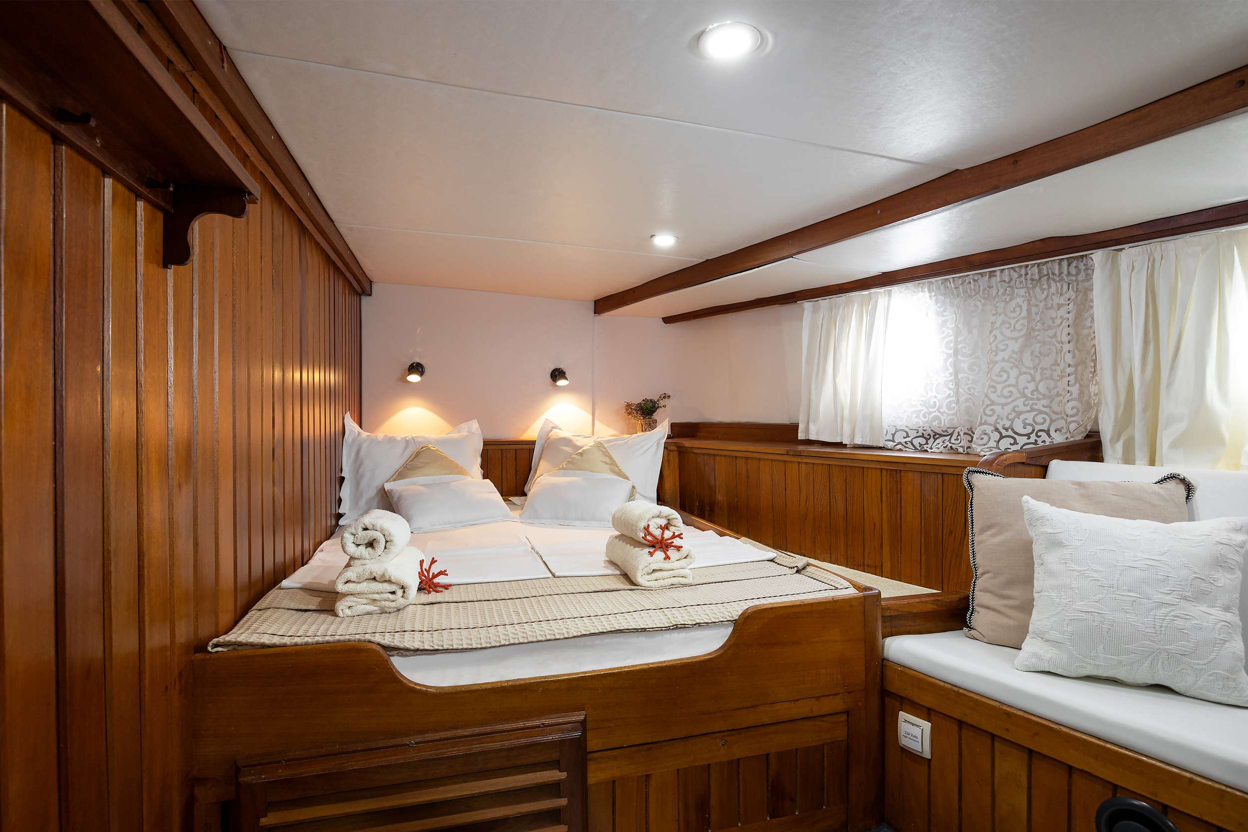 Yacht Photo
