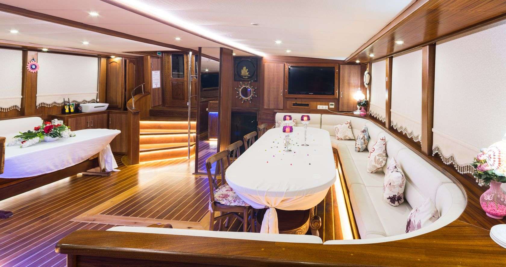 Yacht Photo