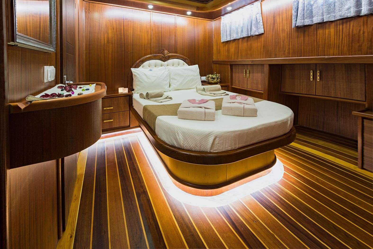 Yacht Photo