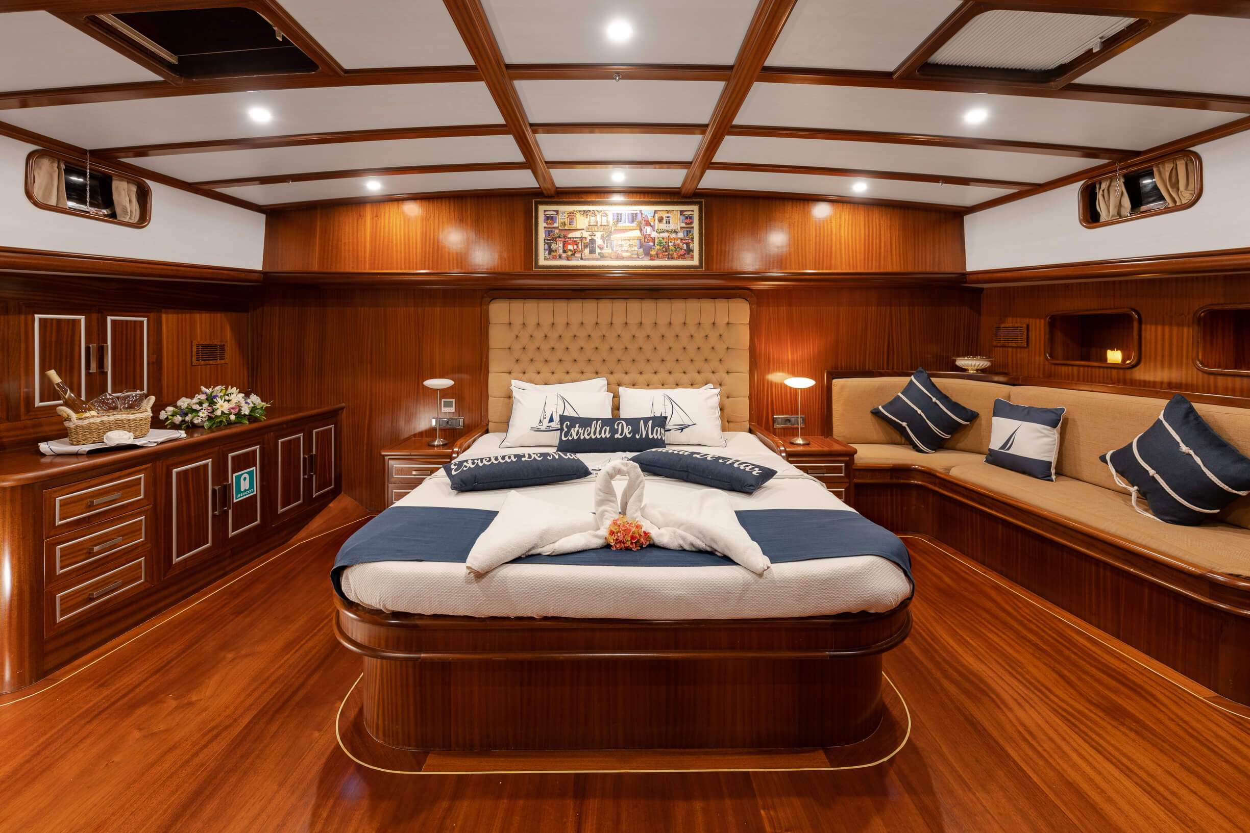 Yacht Photo