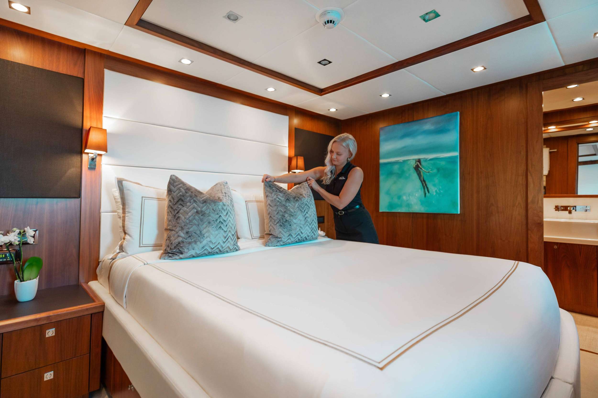 Thumbnail yachtPic11