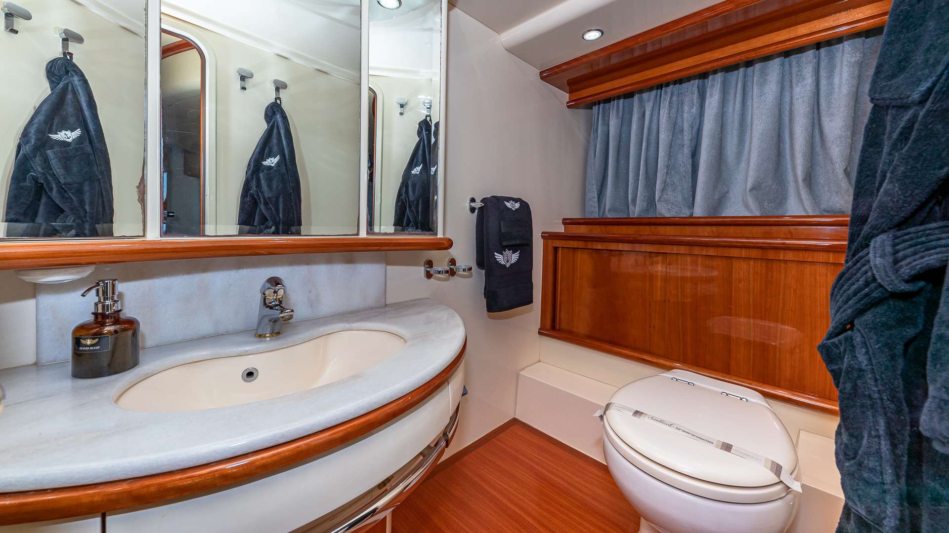 Yacht Photo
