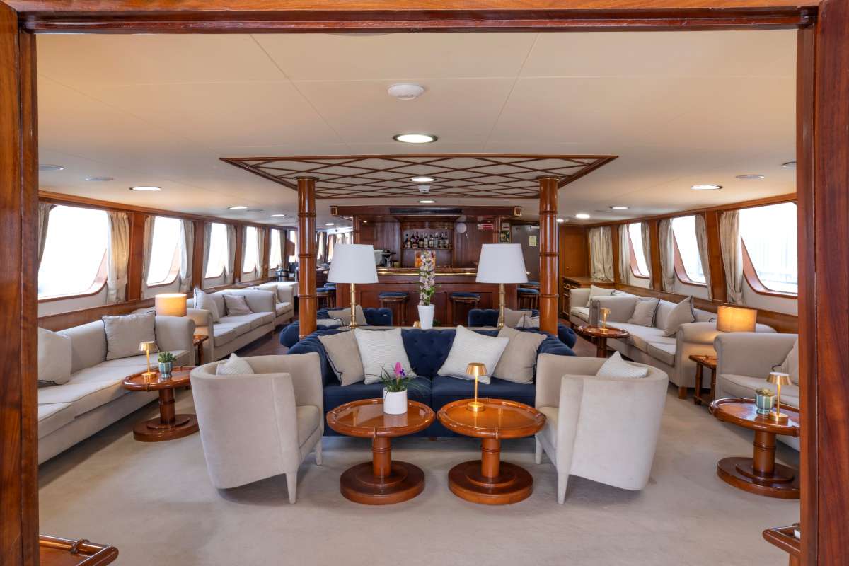 Yacht Photo