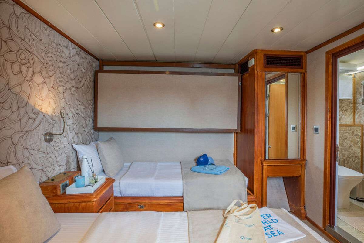 Yacht Photo