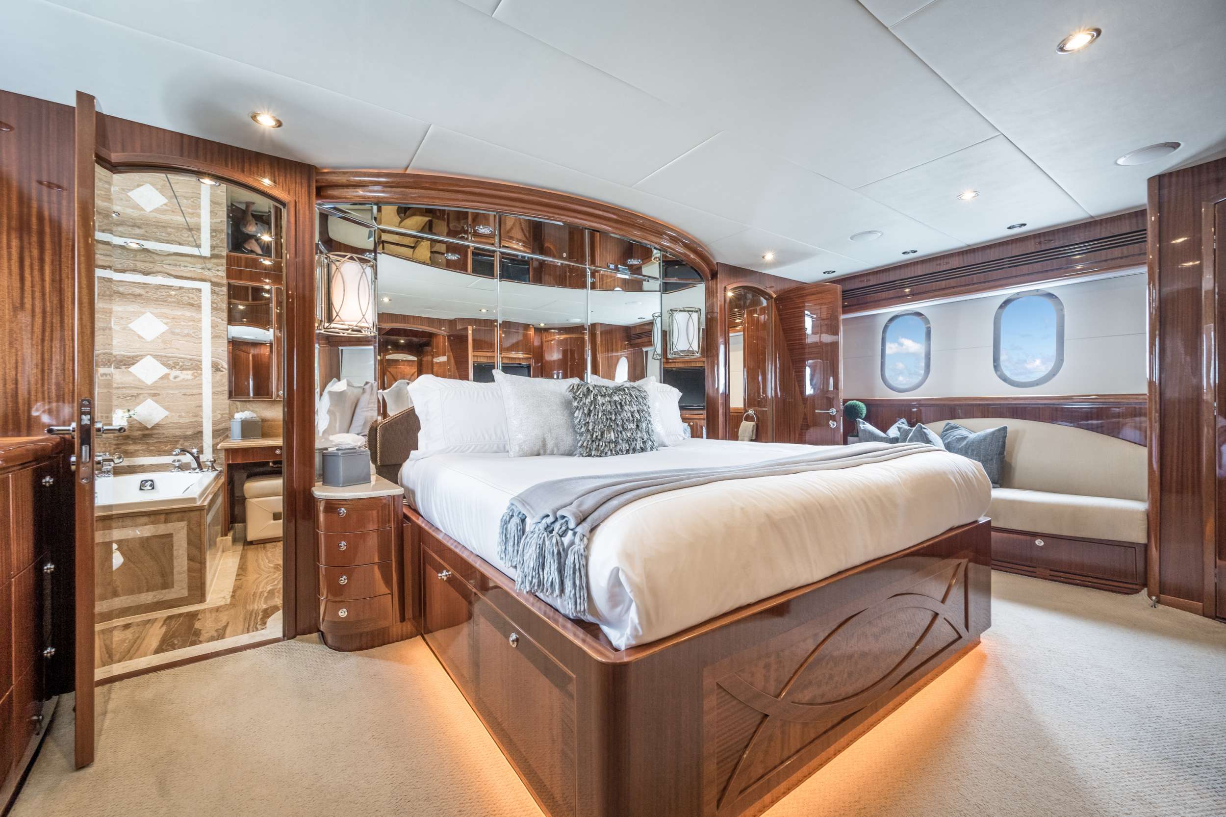 Yacht Photo