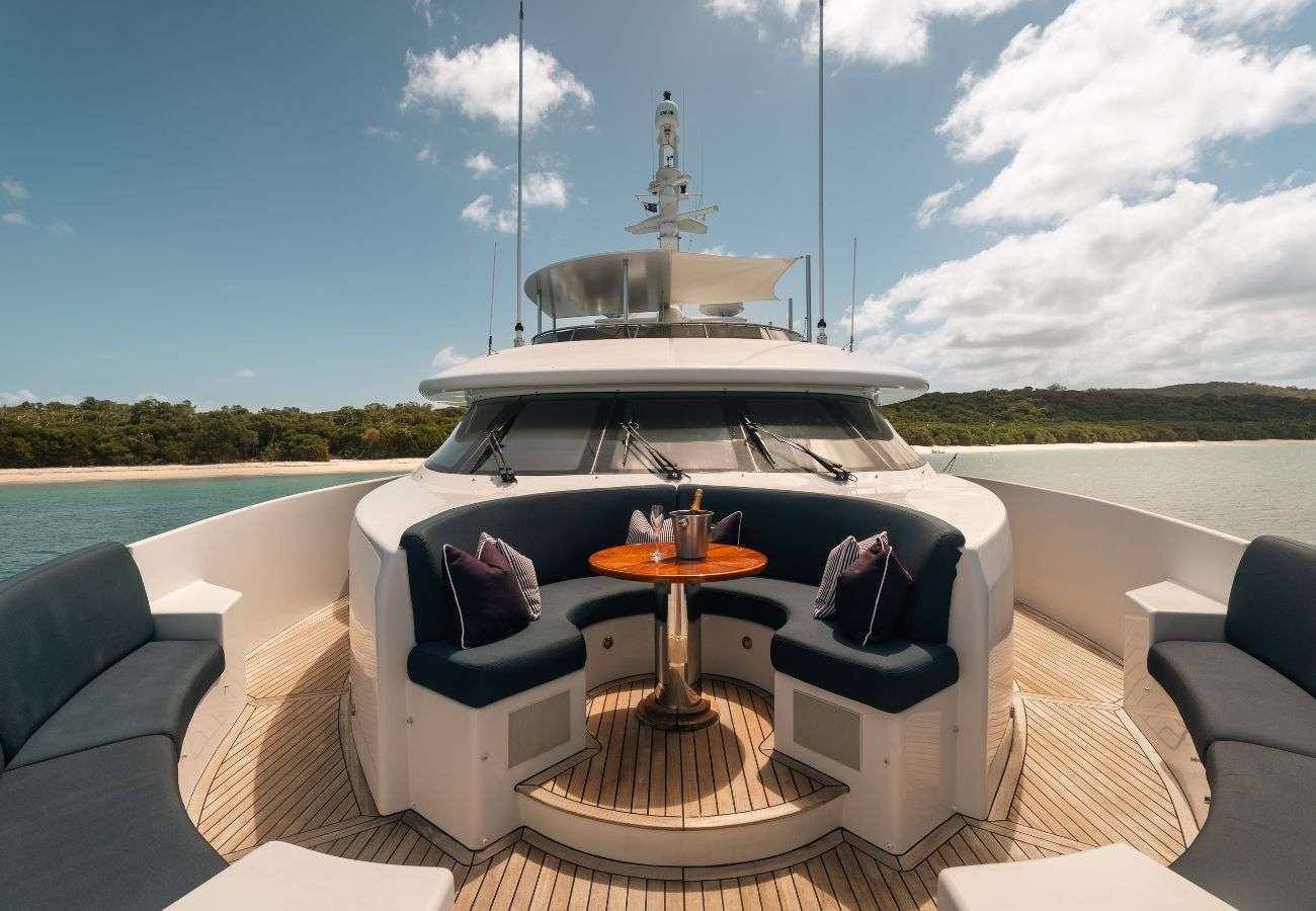 Thumbnail yachtPic10