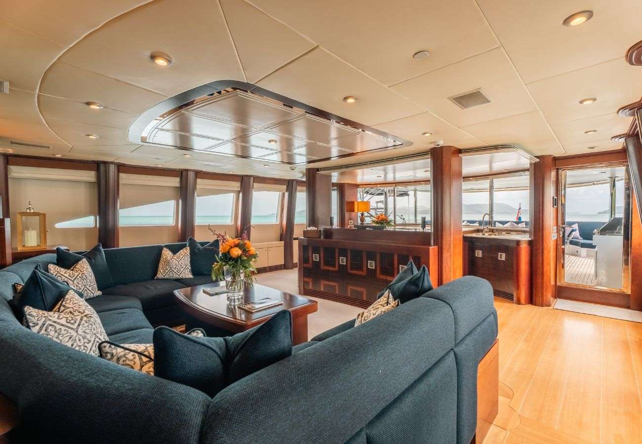 Thumbnail yachtPic11