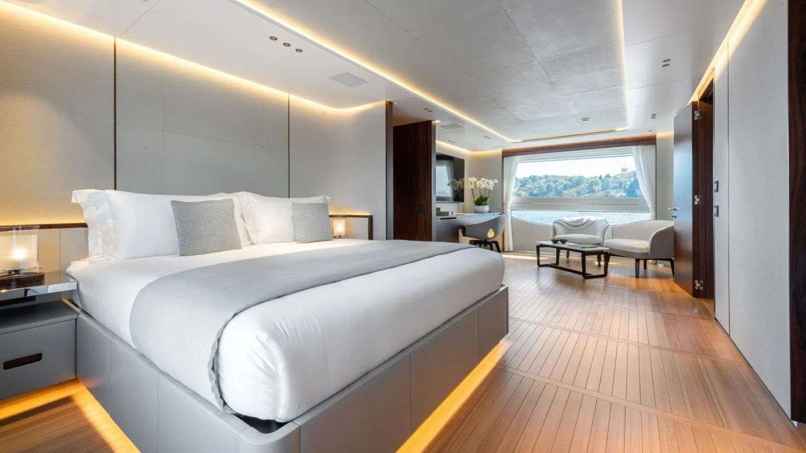 Yacht Photo