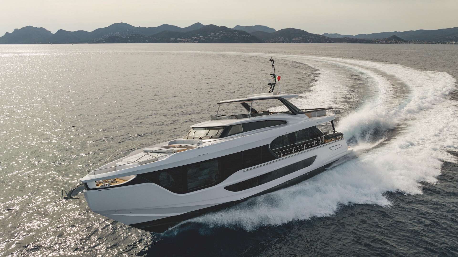 Yacht Photo