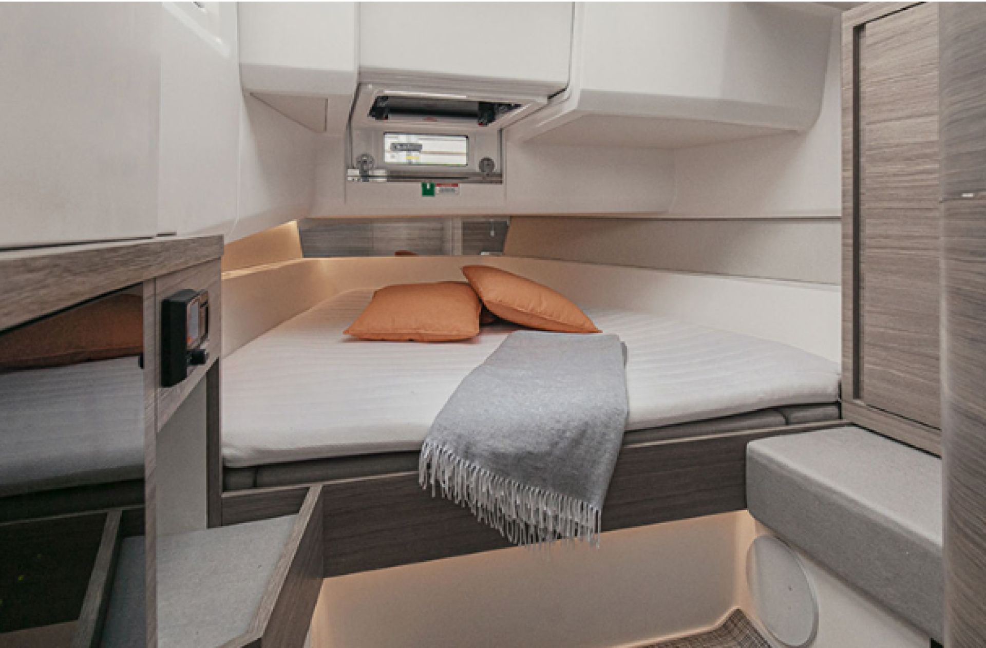 Yacht Image 24