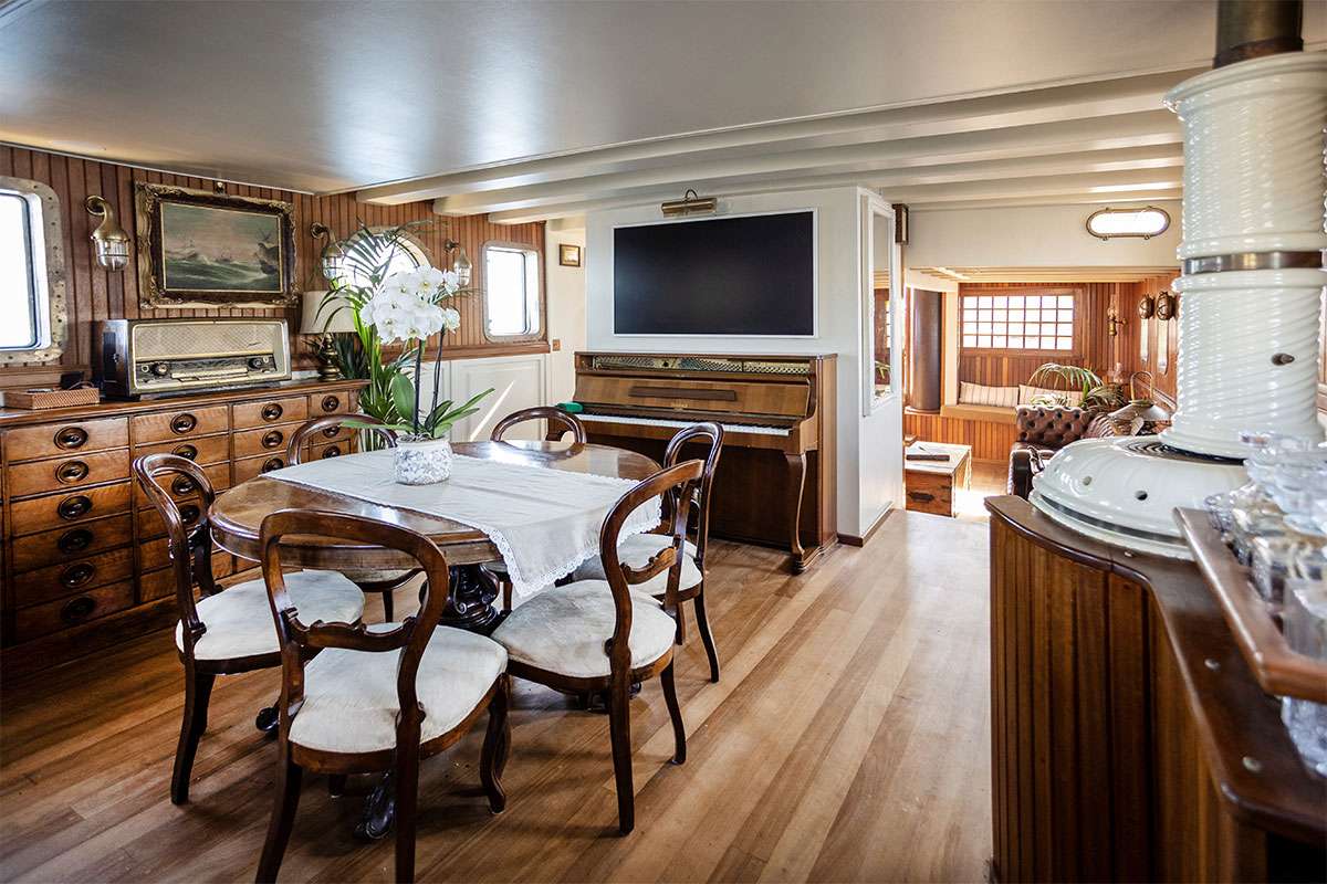Yacht Photo