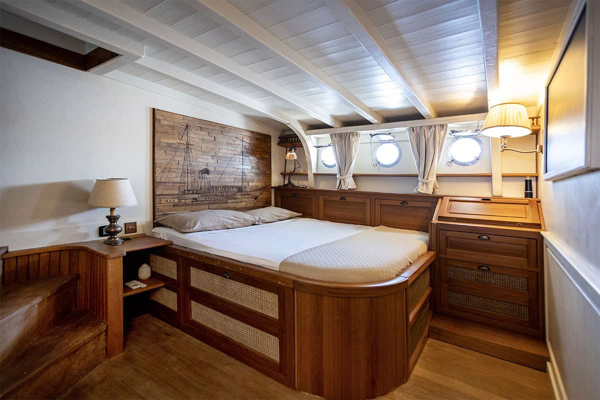 Yacht Photo