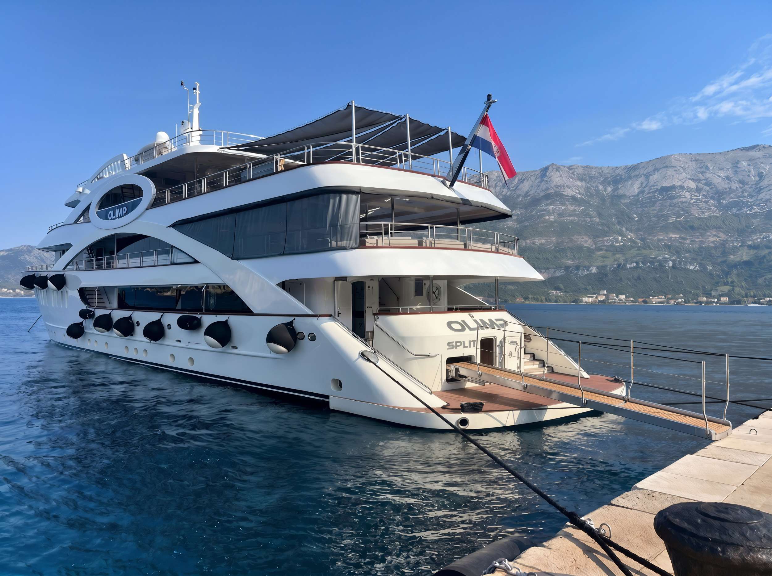 Yacht Photo