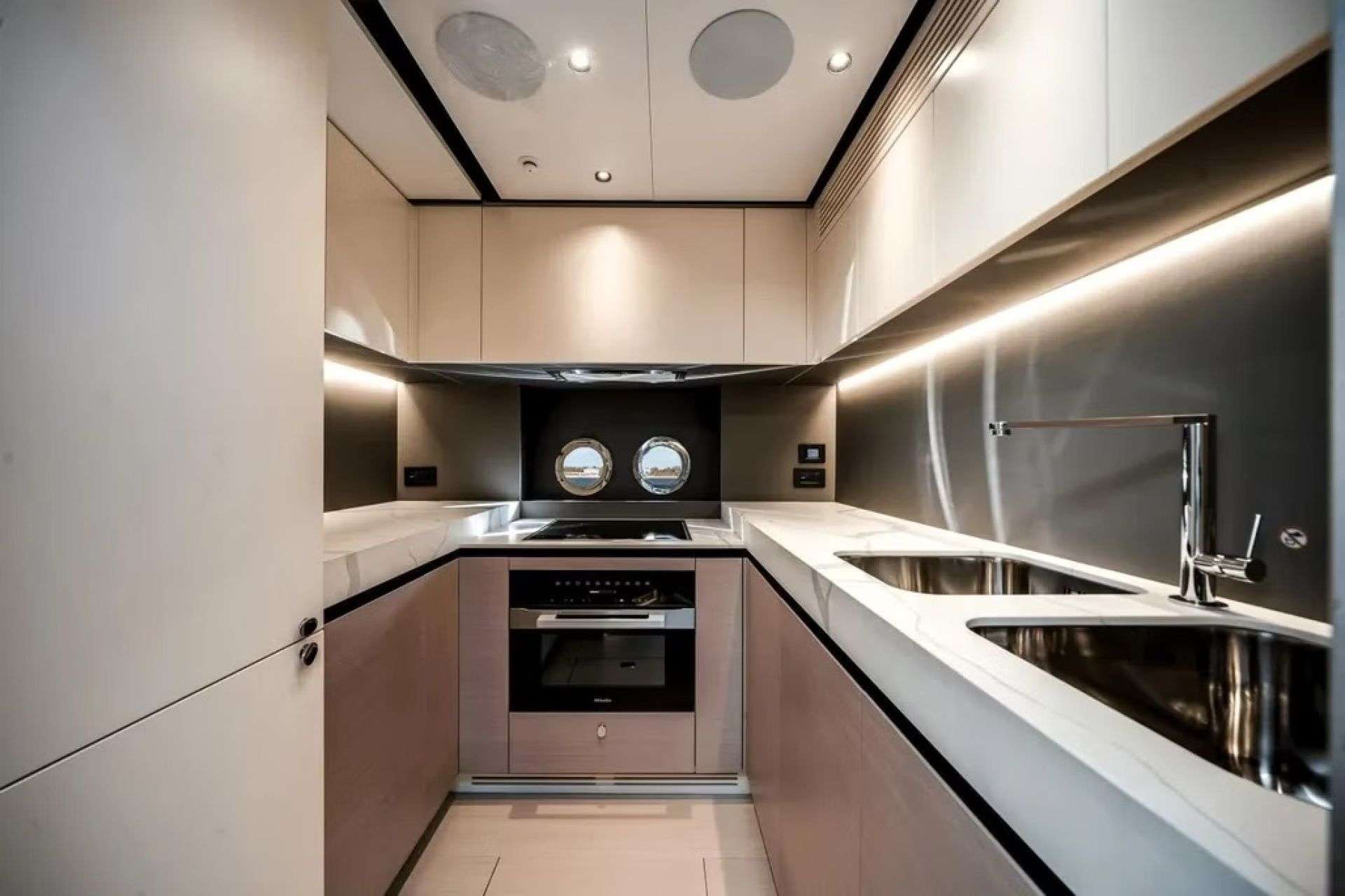 Yacht Photo
