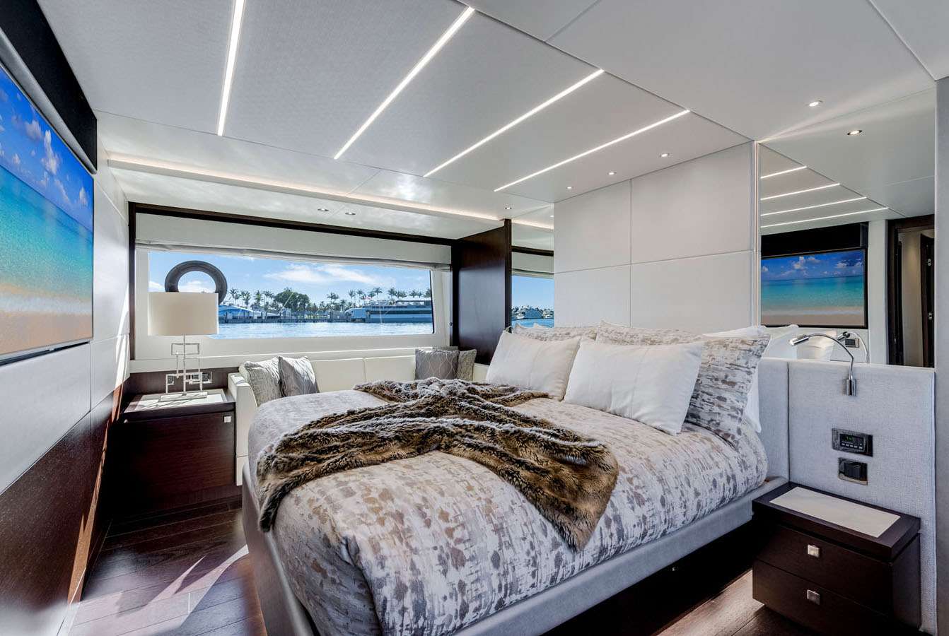 Yacht Photo