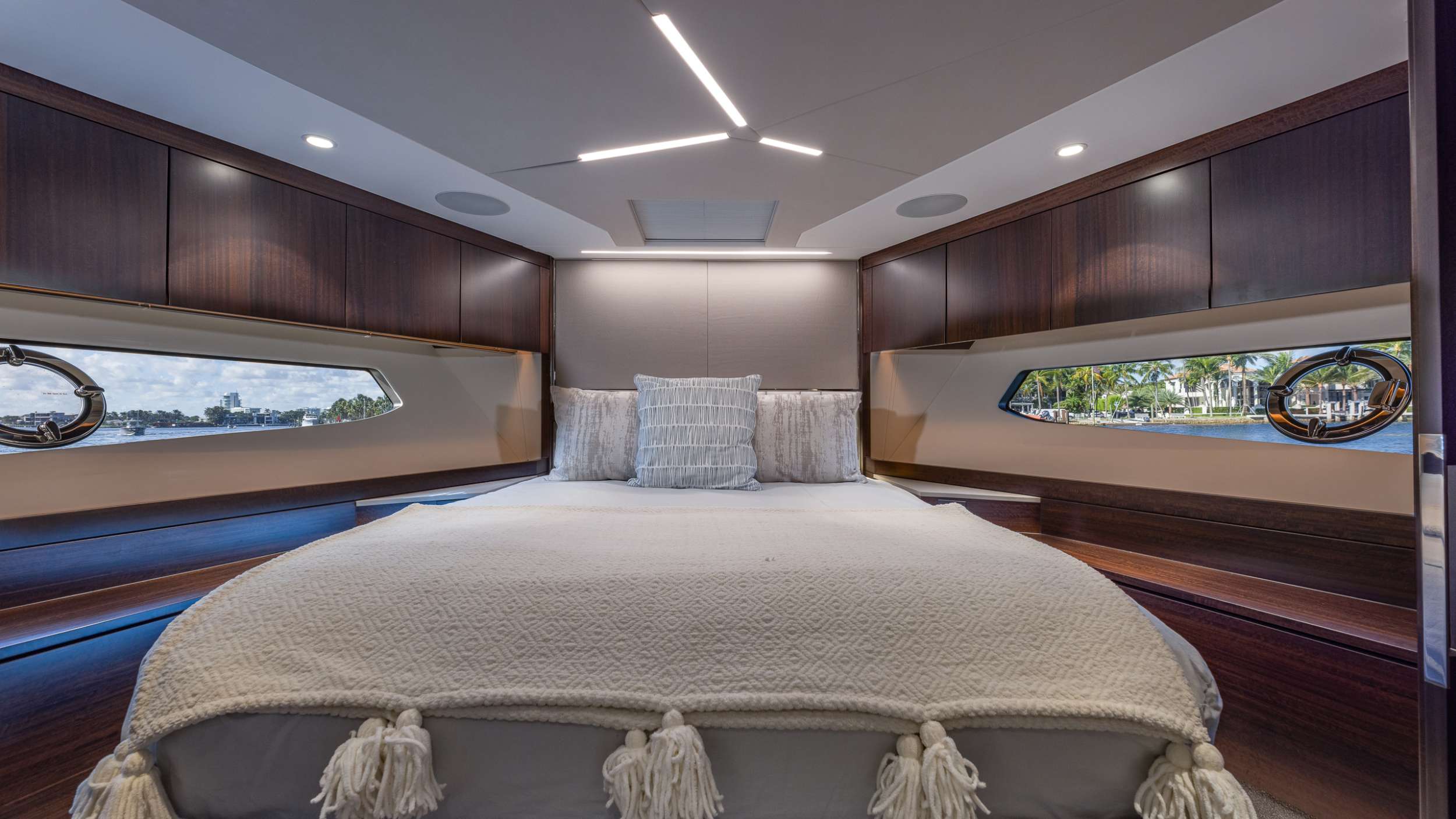 Yacht Photo
