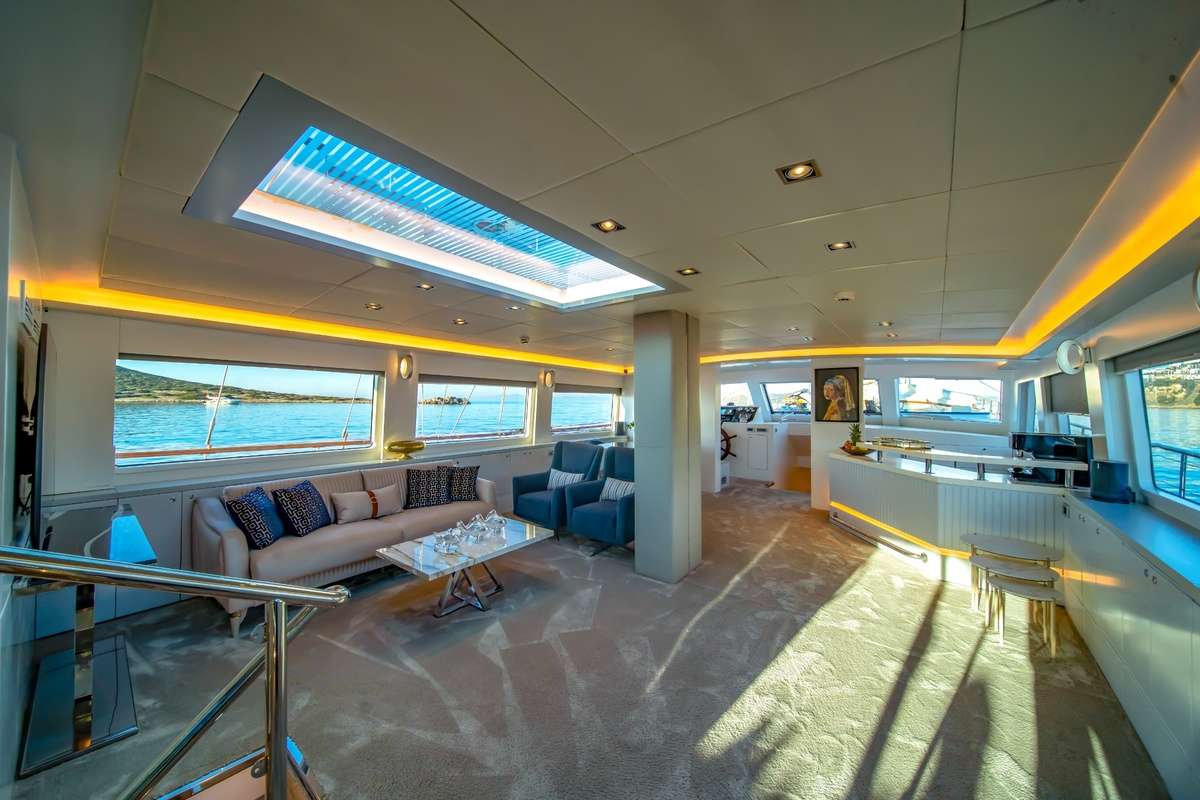 Yacht Photo