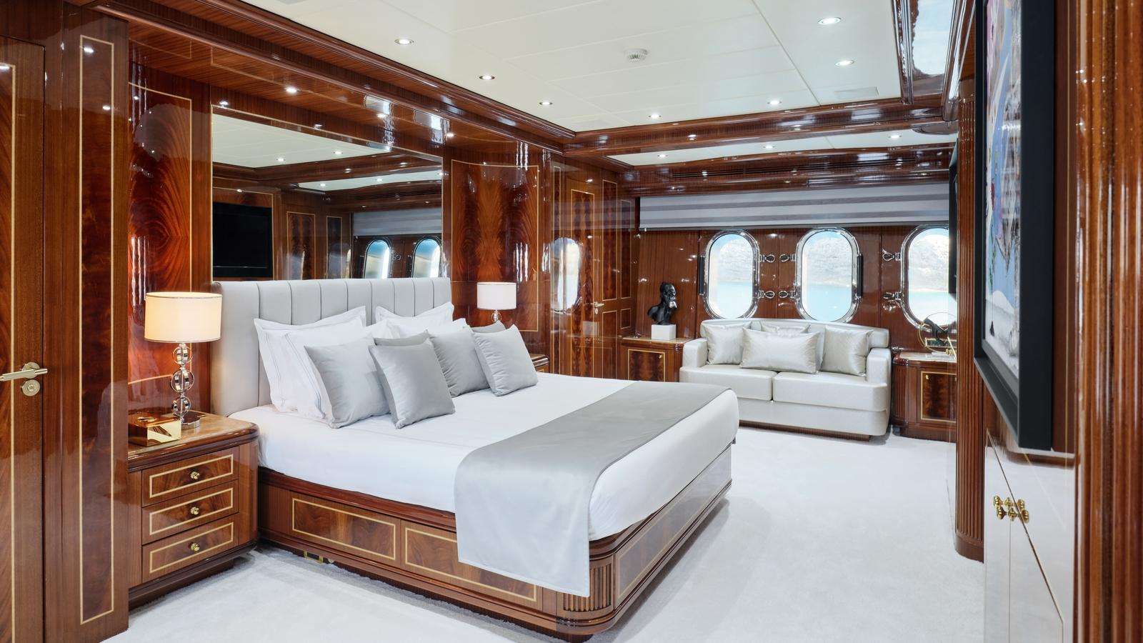 Yacht Photo