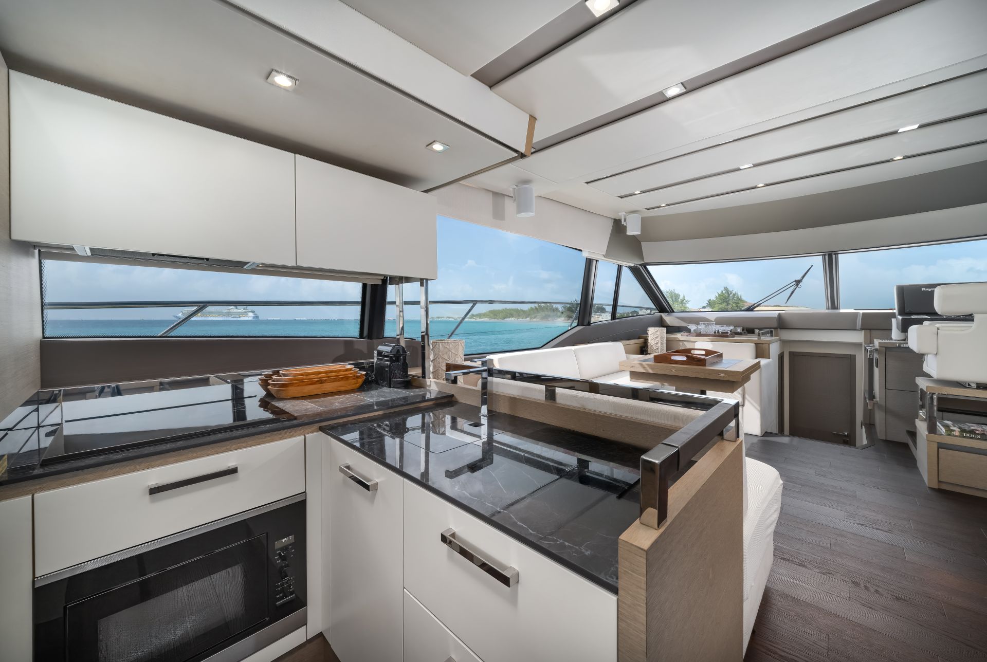 Yacht Image 9