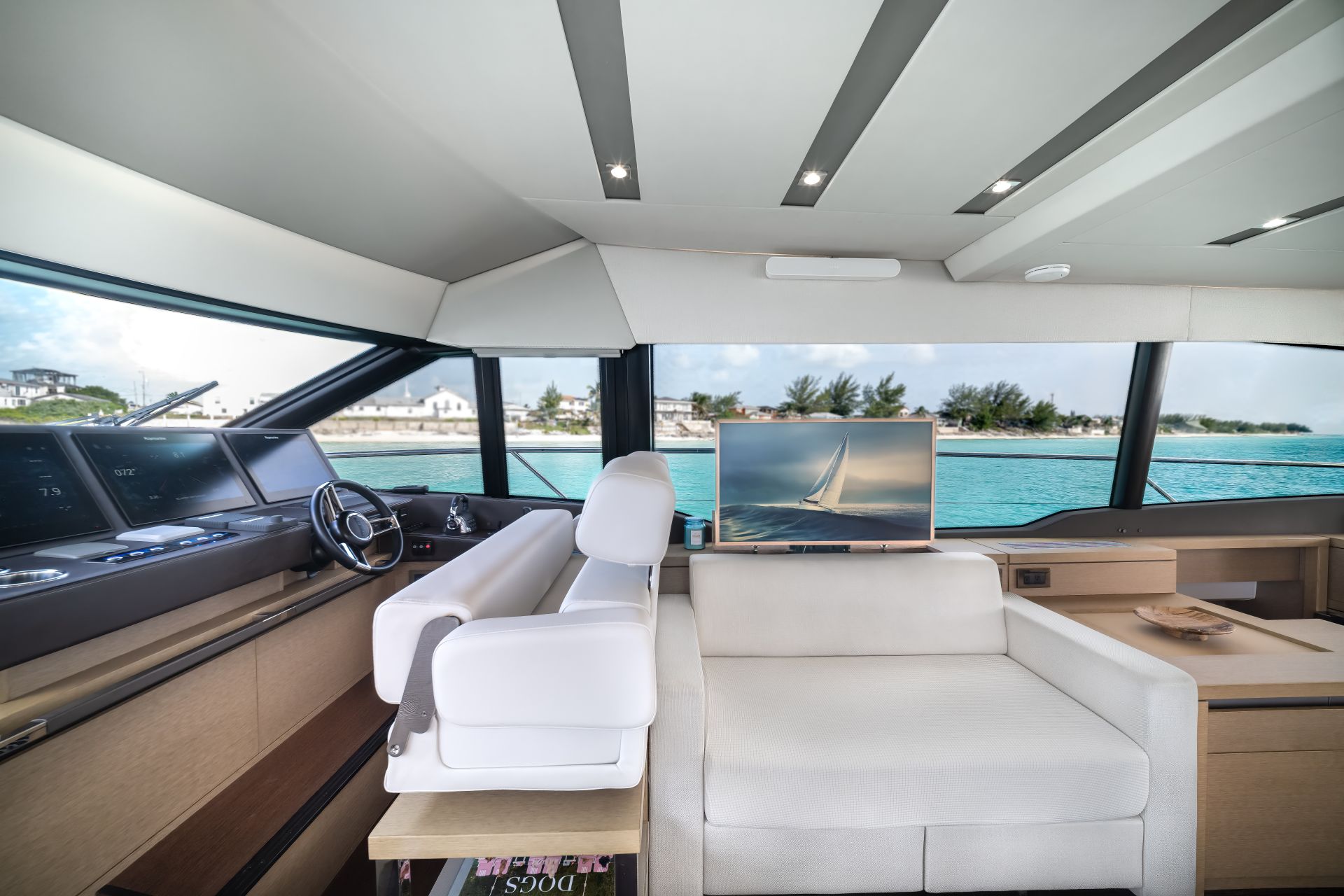 Yacht Image 11
