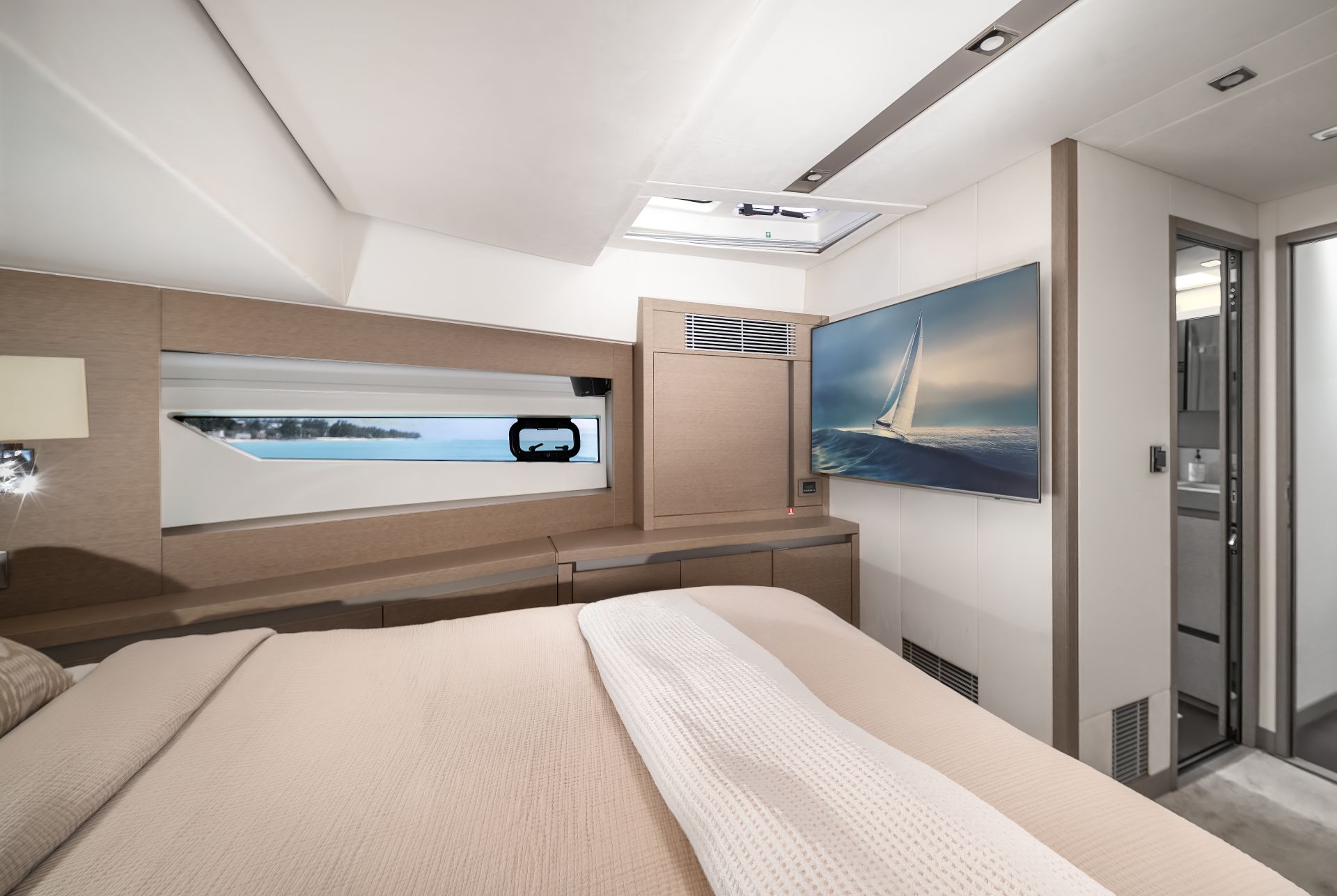 Yacht Image 15