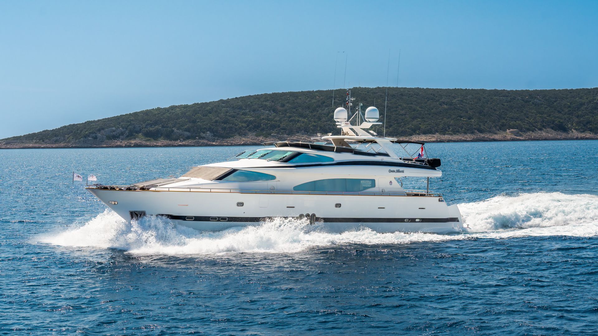 Yacht Photo