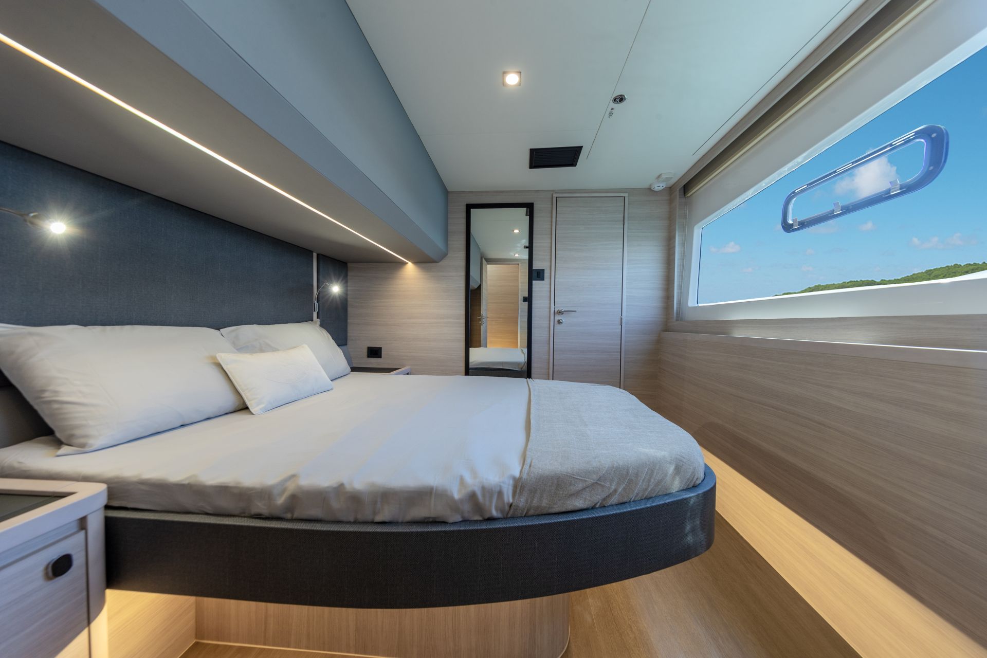 Yacht Image