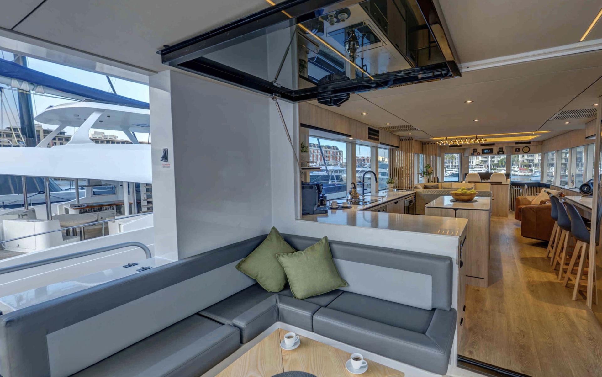 Yacht Image 8