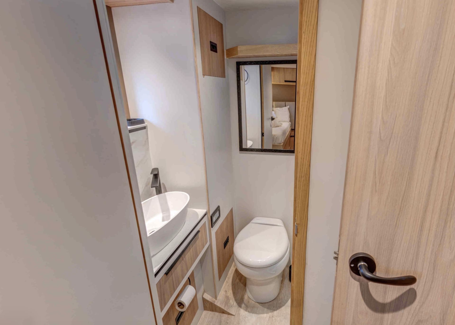 Yacht Image 27