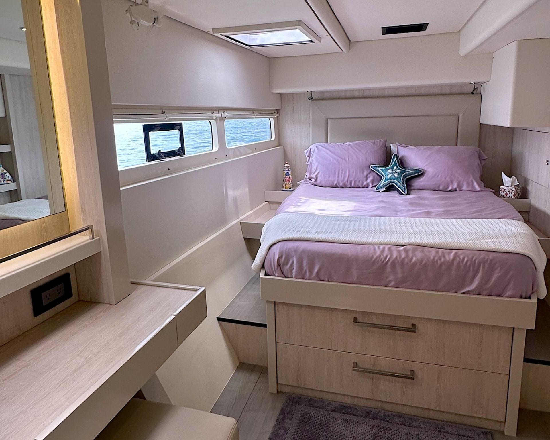 Yacht Image 10