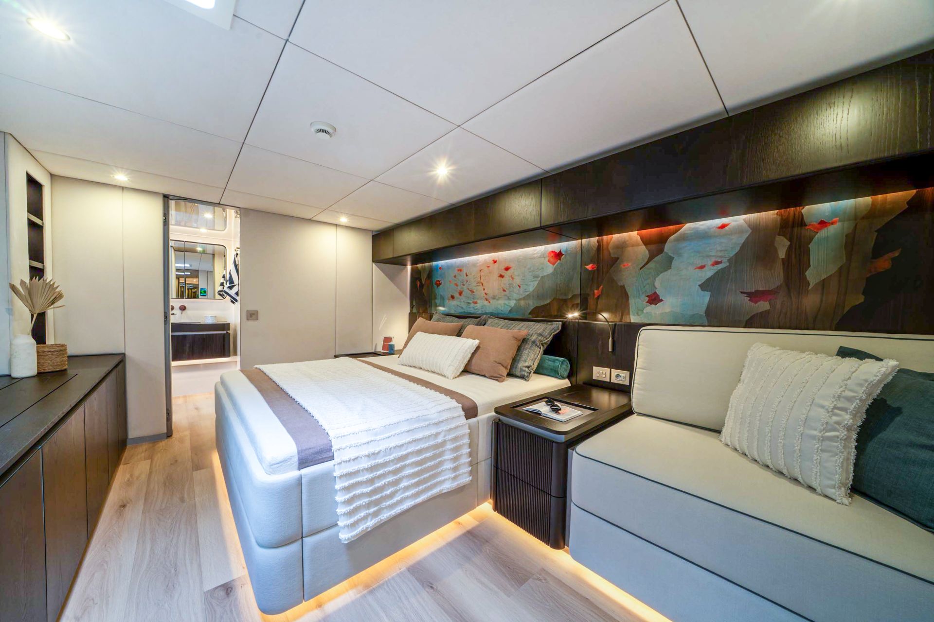 Yacht Photo