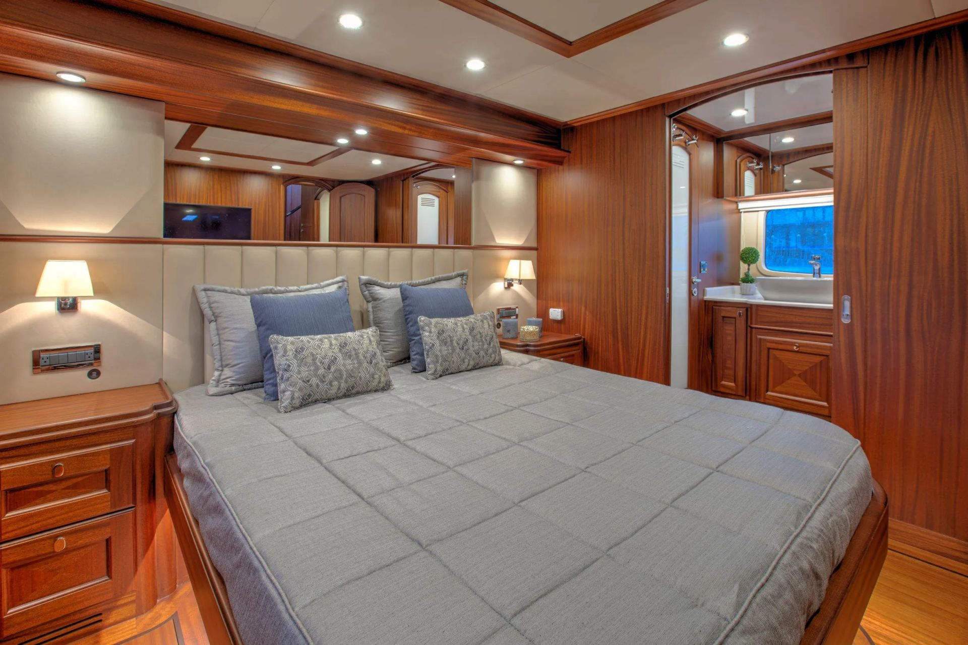 Yacht Photo