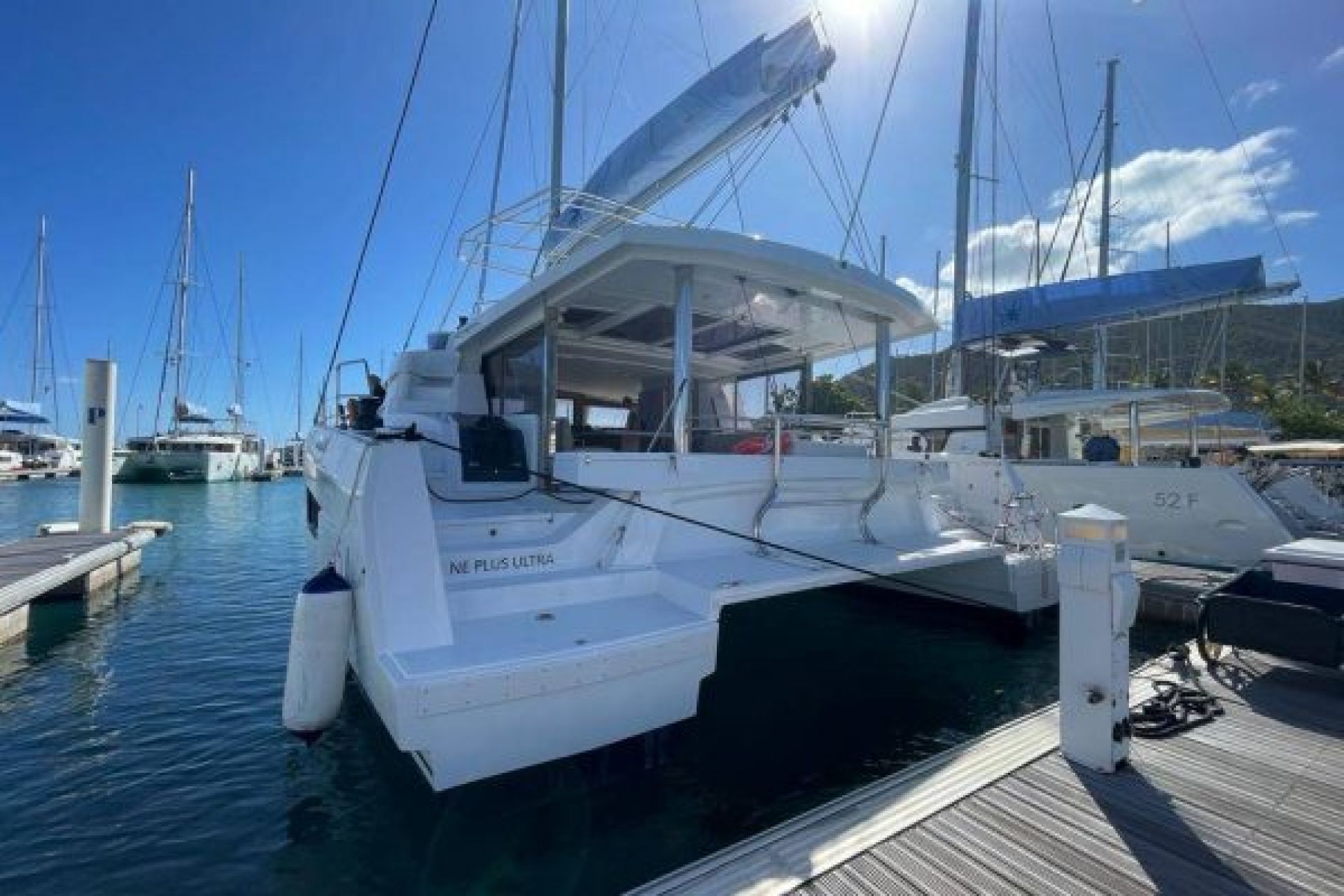 Ne Ultra Plus charter catamaran photo 3