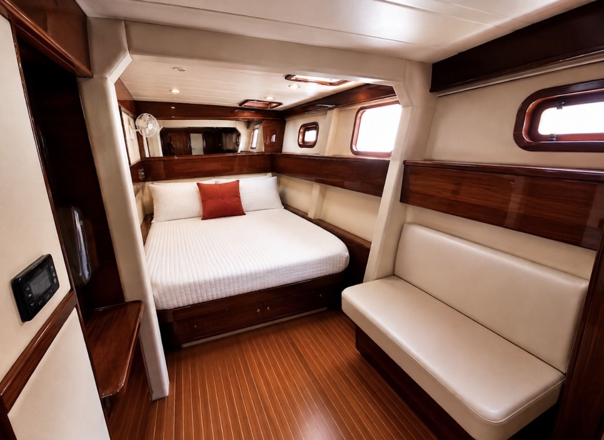 Yacht Photo