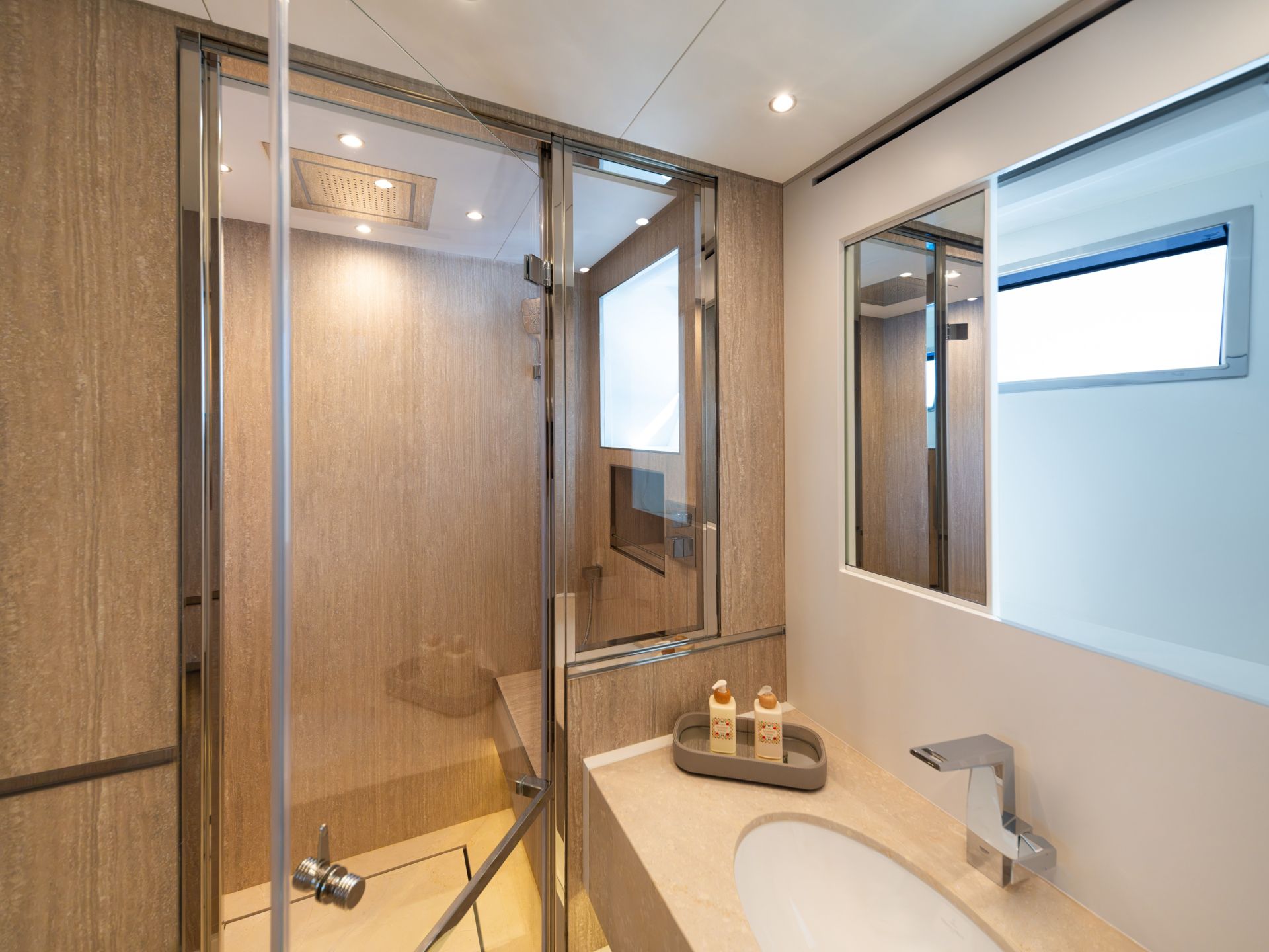 Yacht Image 23