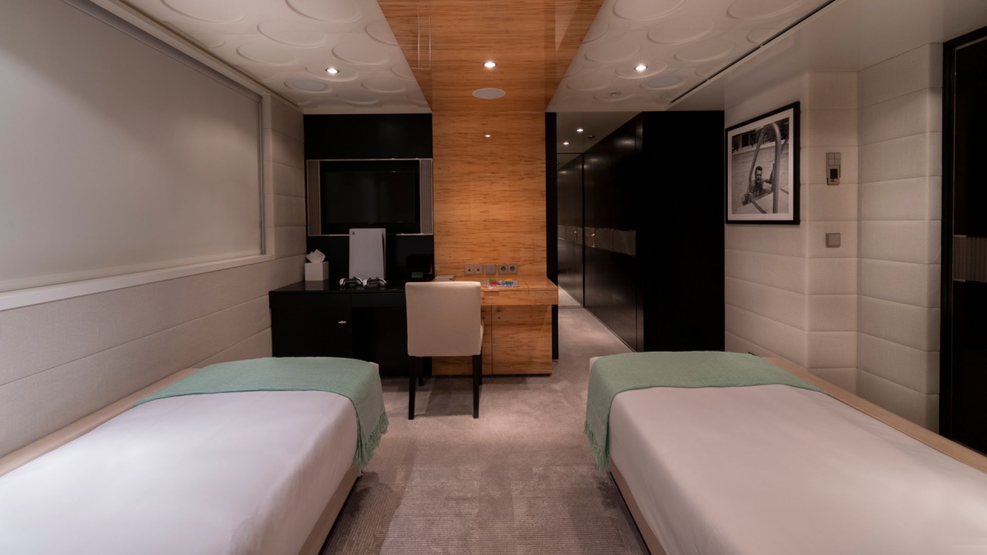 Yacht Image