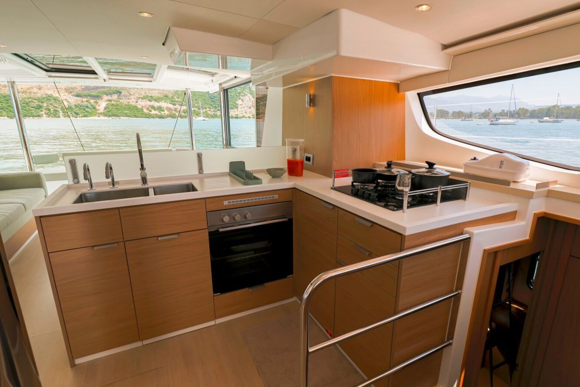 Yacht Image 18