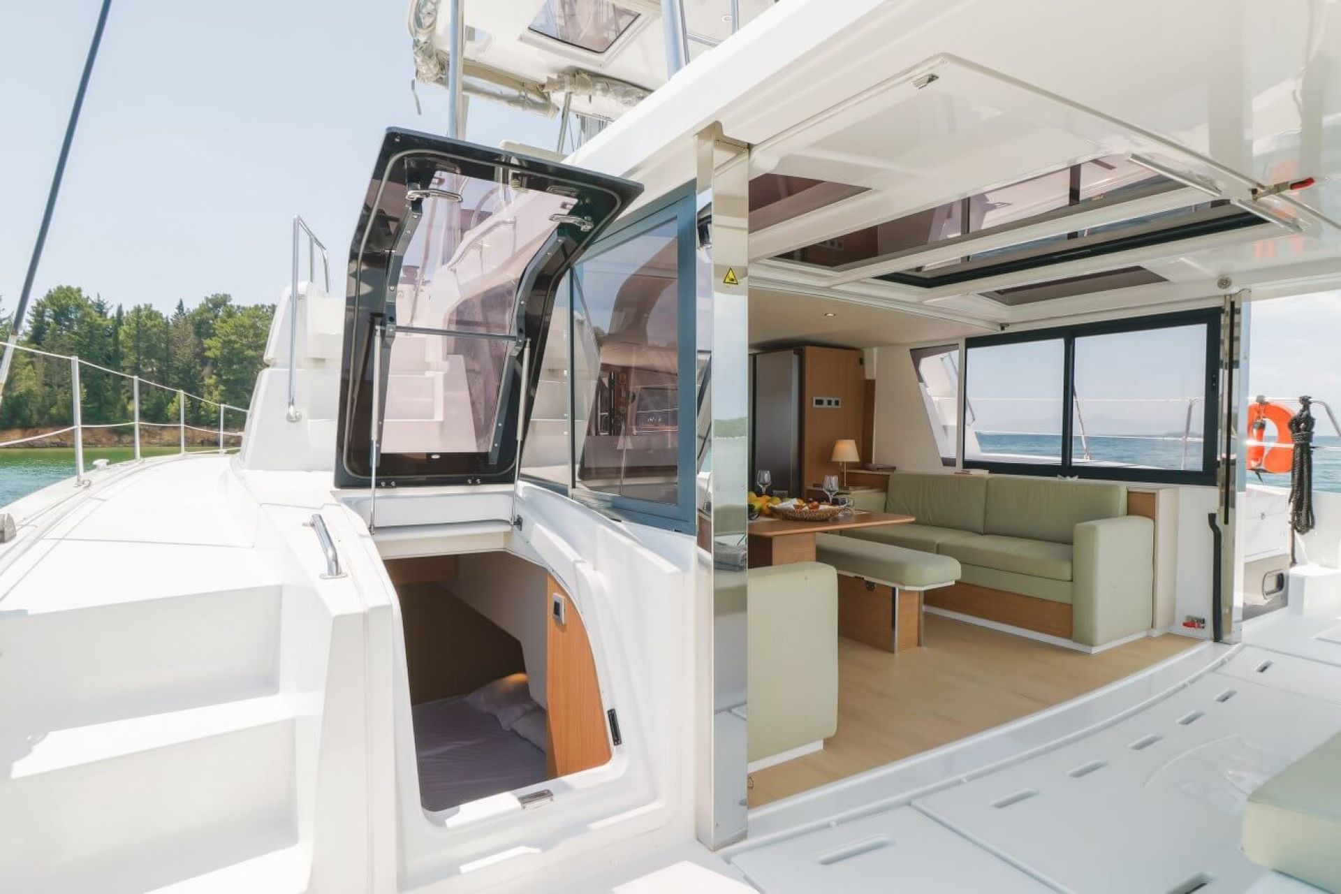 Yacht Image 30
