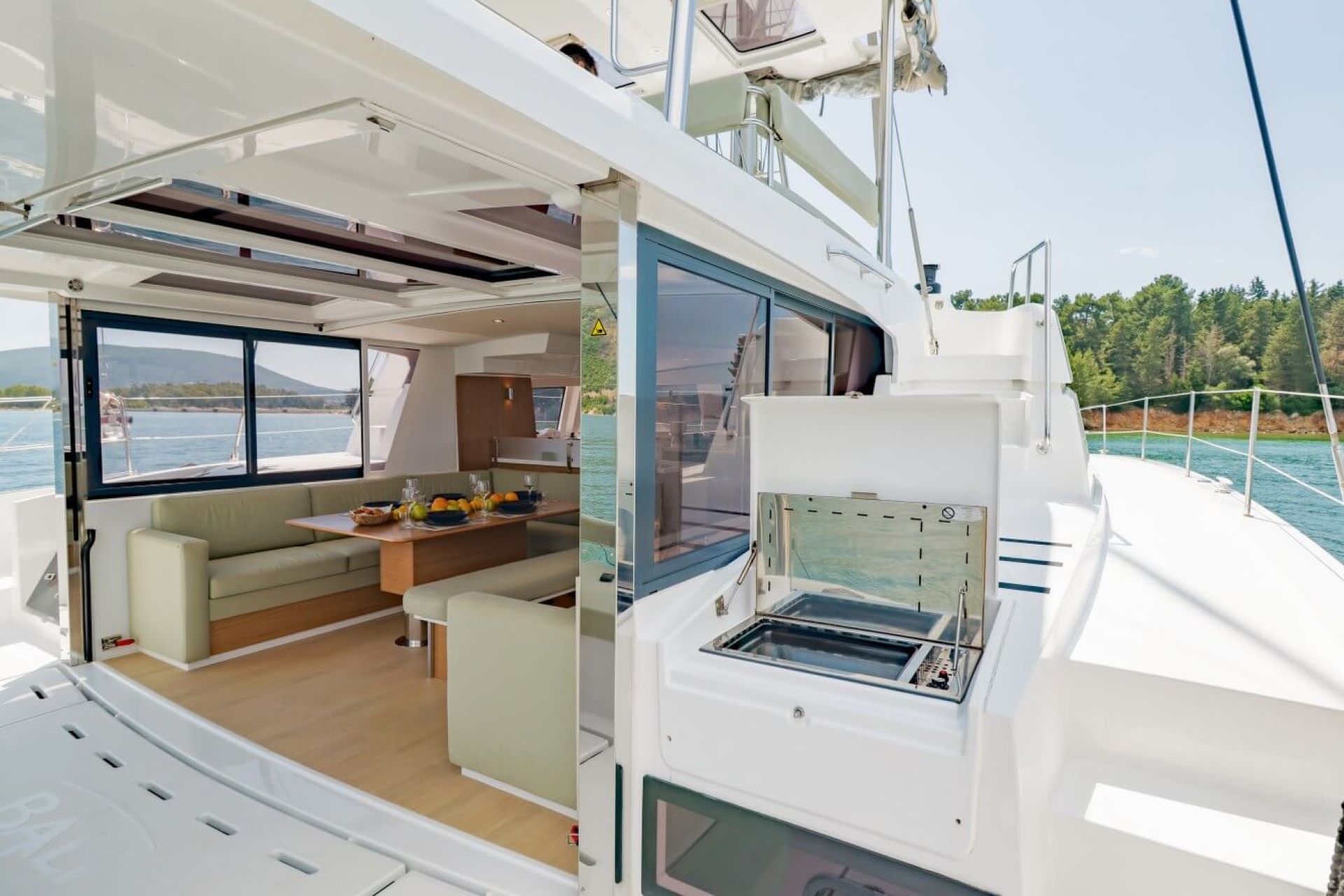 Yacht Image 31