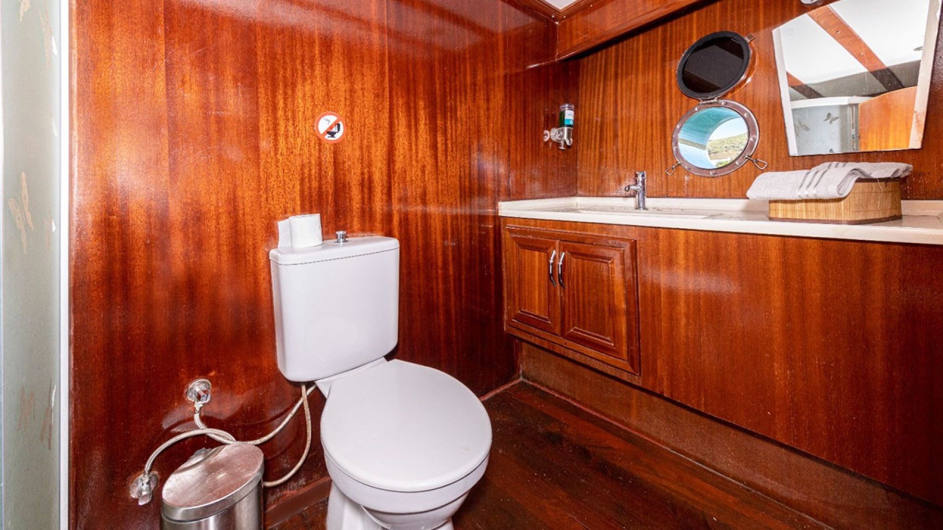 Yacht Image