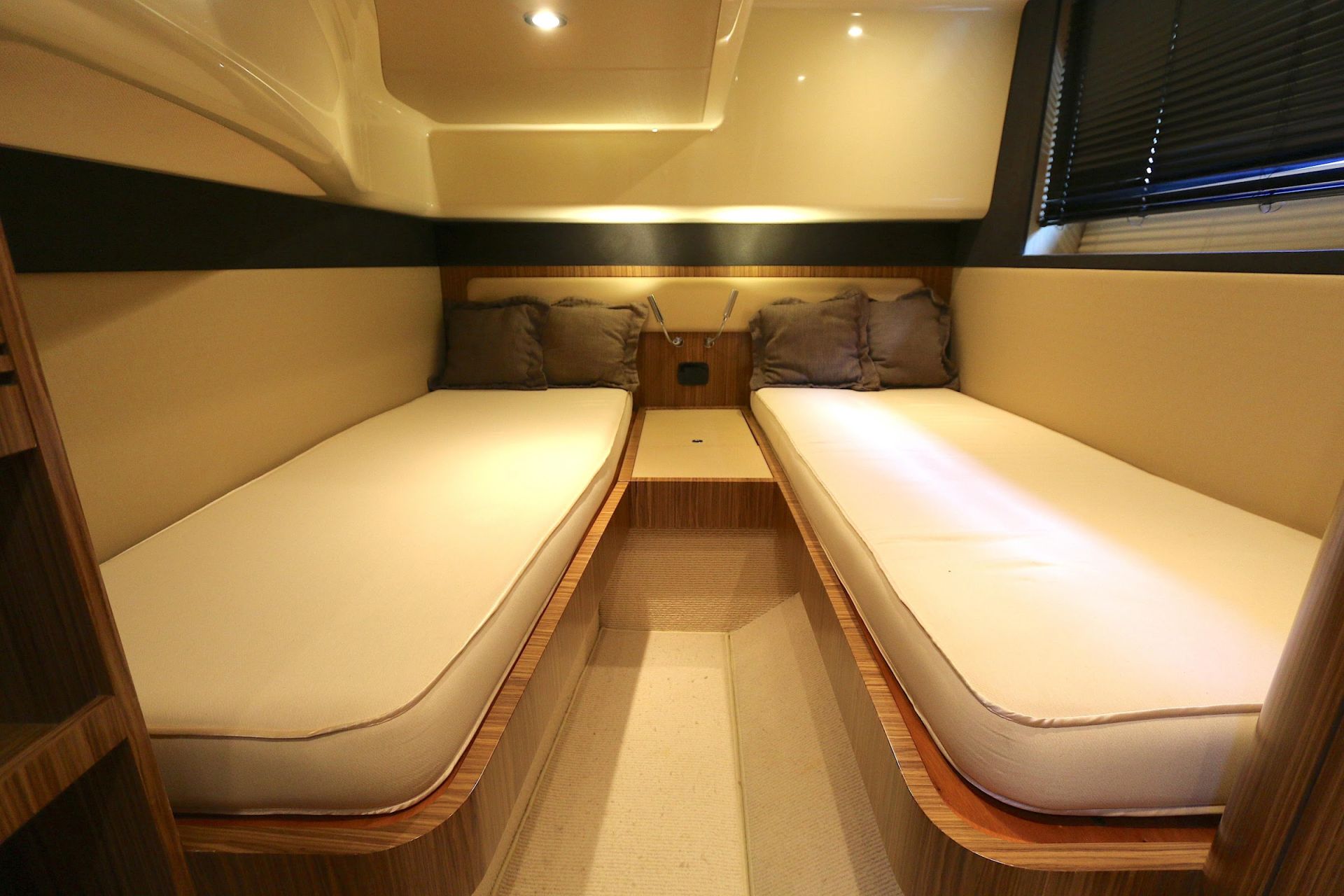 Yacht Image 11