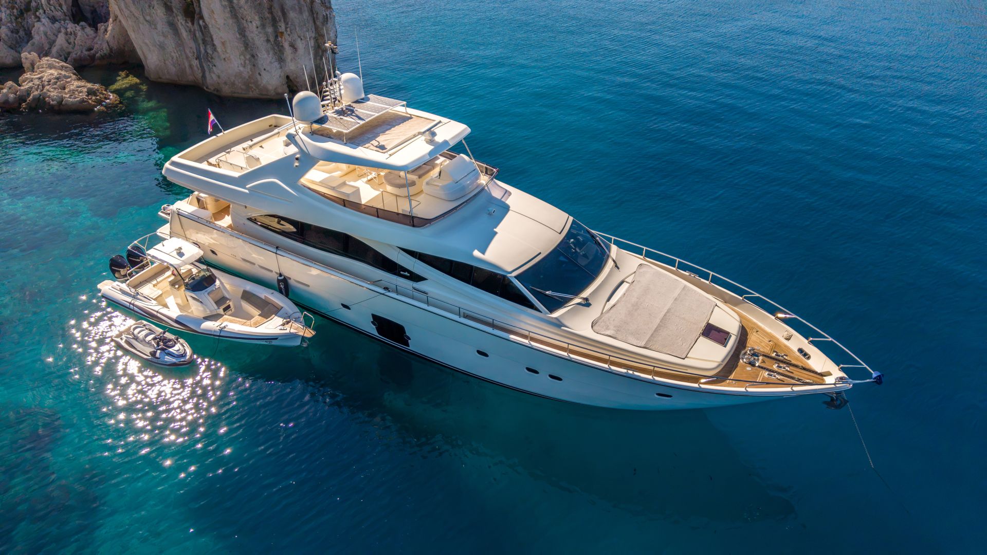 Yacht Photo