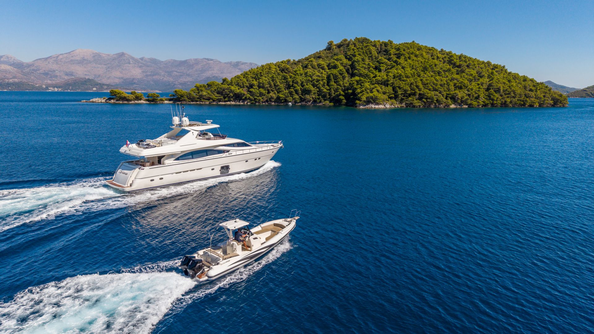 Yacht Photo
